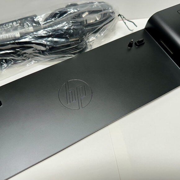 HP 2013 UltraSlim Docking Station with AC Adapter - Serial: 5CG702XKJZ BRAND NEW - Picture 2 of 7